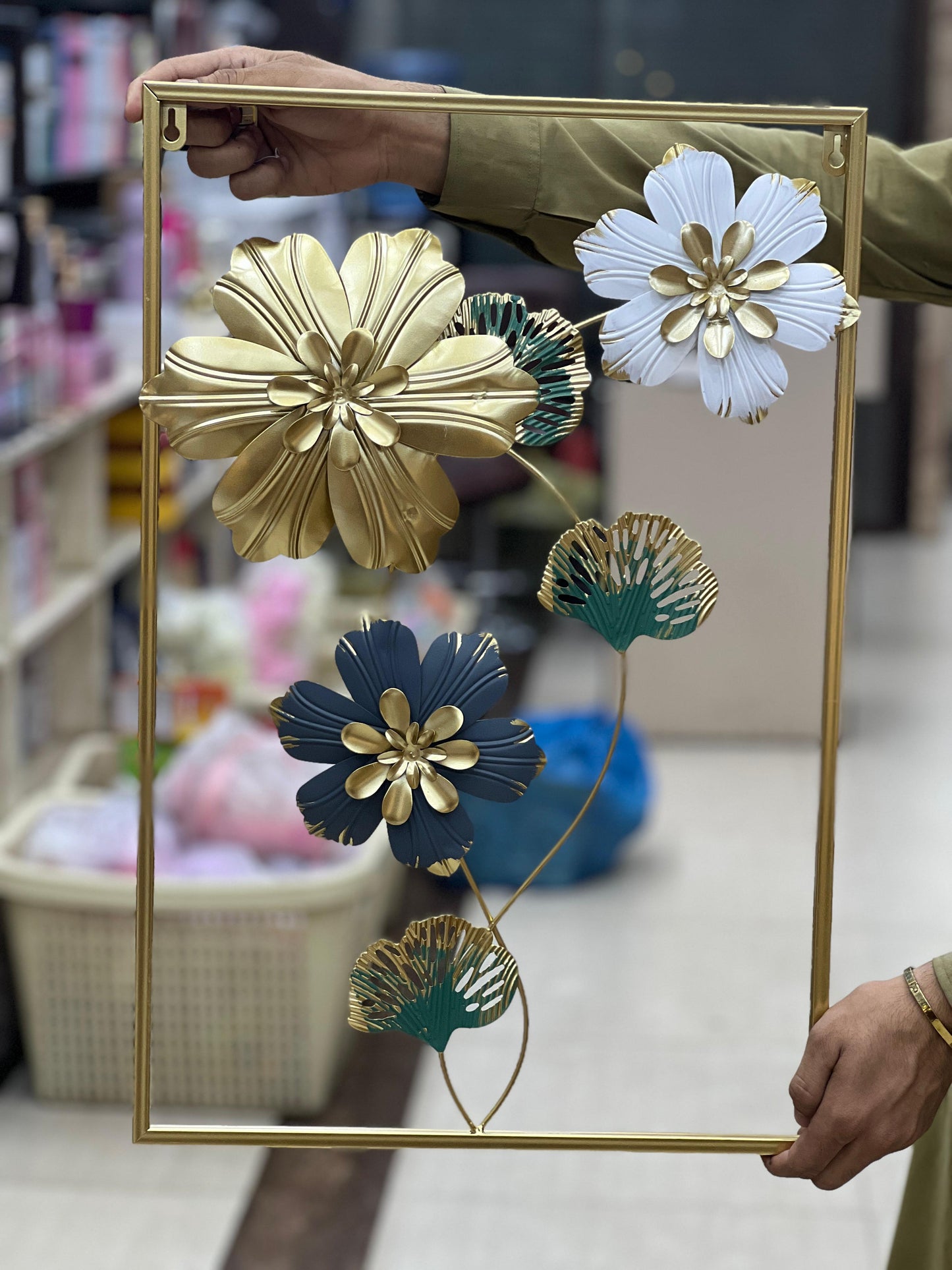 Metal Wall Hanging Motive