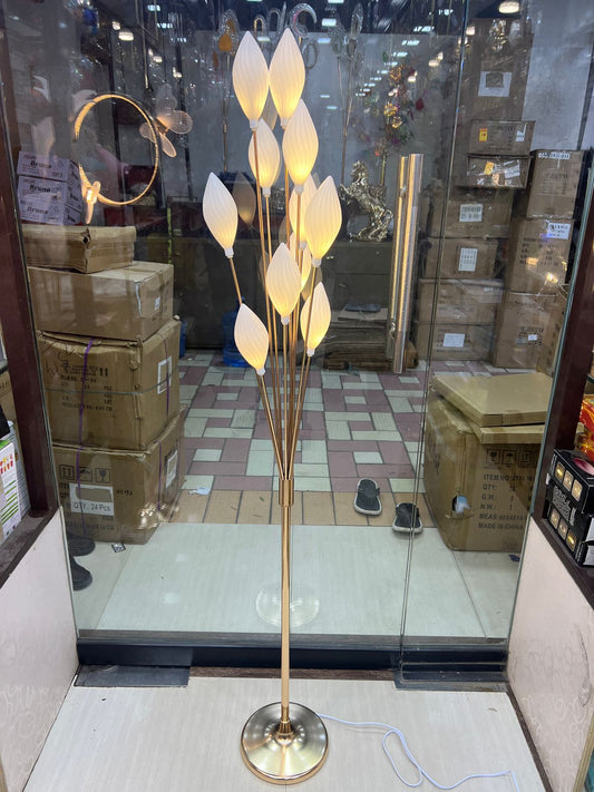 White Flower Floor Lamp